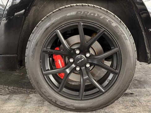 Used 2020 Jeep Grand Cherokee SRT image 38