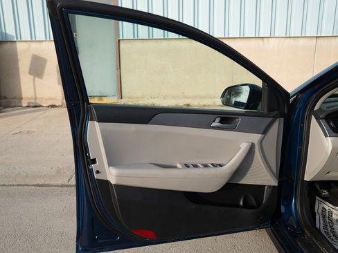 Used 2018 Hyundai Sonata SE image 17