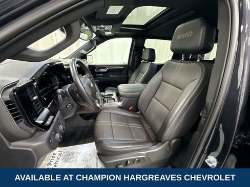 Used 2023 Chevrolet Silverado 1500 High Country w/ Technology Package image 26