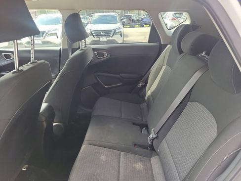 Used 2020 Kia Soul S FWD image 8