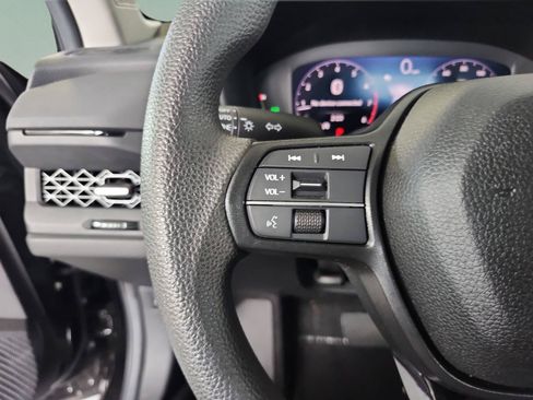 Certified 2024 Honda Accord EX image 12