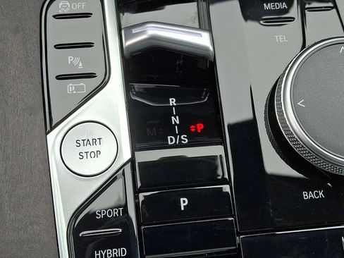 Certified 2025 BMW X5 xDrive50e w/ Climate Comfort Package image 16