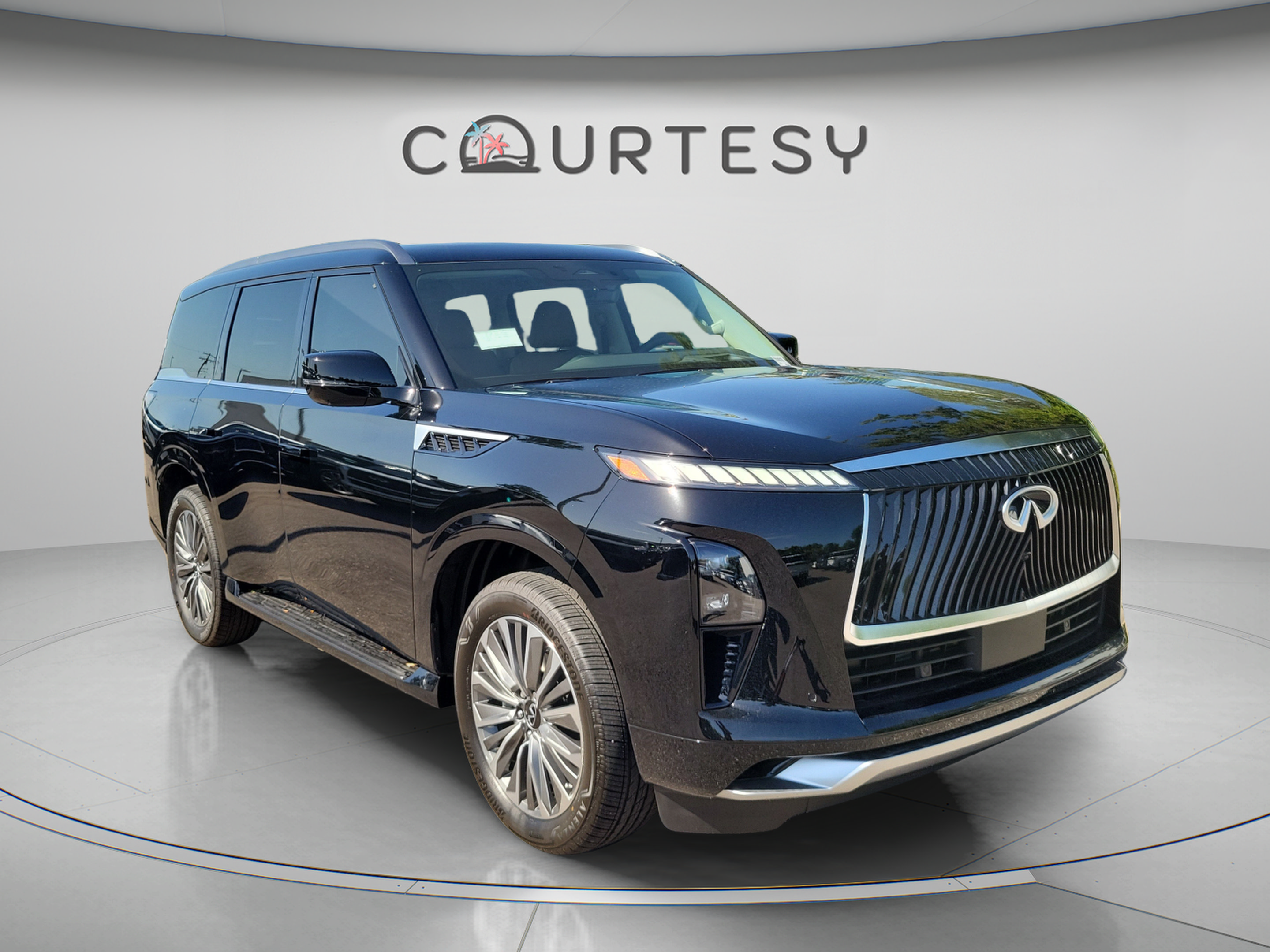New 2027 INFINITI QX80 Luxe w/ Cargo Package AWD/4WD image 4