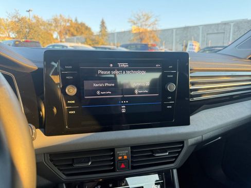 Used 2025 Volkswagen Jetta SE image 20