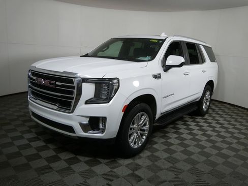 Used 2023 GMC Yukon SLT image 7