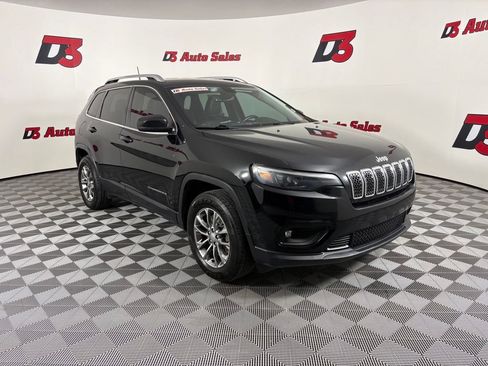 Used 2019 Jeep Cherokee Latitude Plus w/ Comfort/Convenience Group AWD/4WD image 10