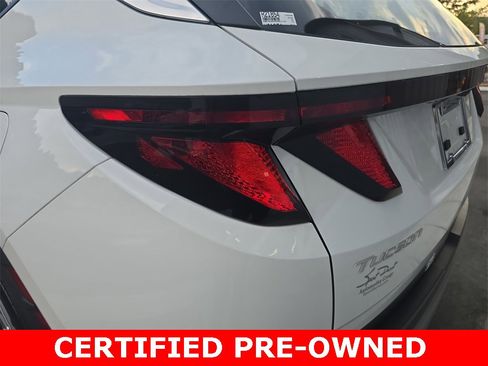 Used 2025 Hyundai Tucson SE image 34