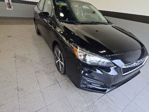 Used 2019 Subaru Impreza 2.0i Premium AWD/4WD image 2