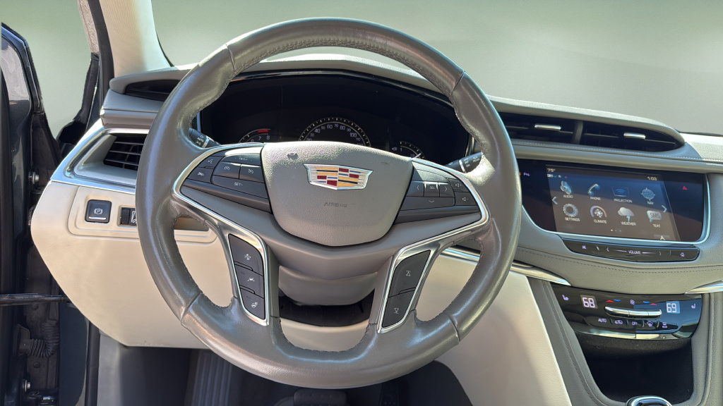 Used 2019 Cadillac XT5 Luxury AWD/4WD image 27
