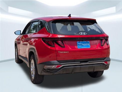 Used 2022 Hyundai Tucson SE FWD image 3
