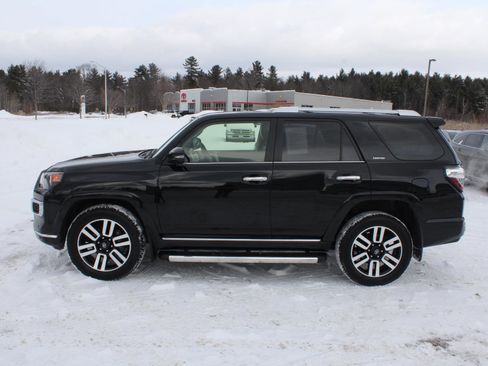 Used 2024 Toyota 4Runner Limited image 5