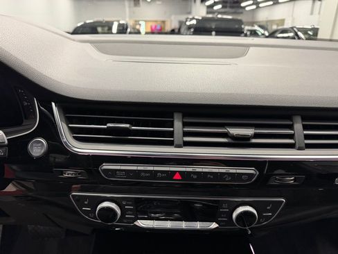 Used 2019 Audi Q7 3.0T Prestige w/ Prestige Package AWD/4WD image 49
