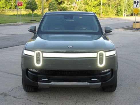 Used 2023 Rivian R1S Launch Edition AWD/4WD image 5