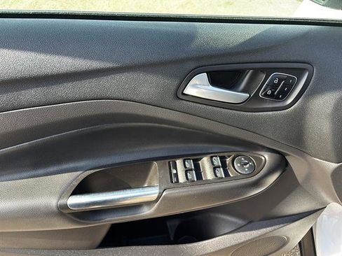 Certified 2017 Ford Escape Titanium w/ Equipment Group 301A image 14