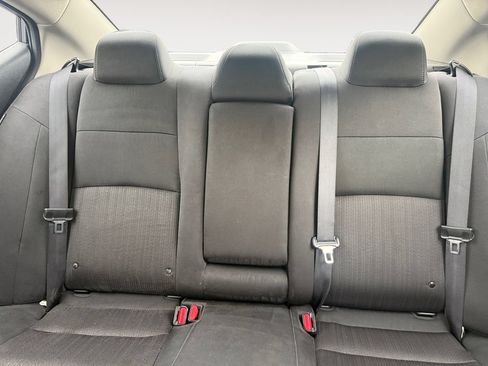 Used 2025 Nissan Altima 2.5 SV FWD image 13