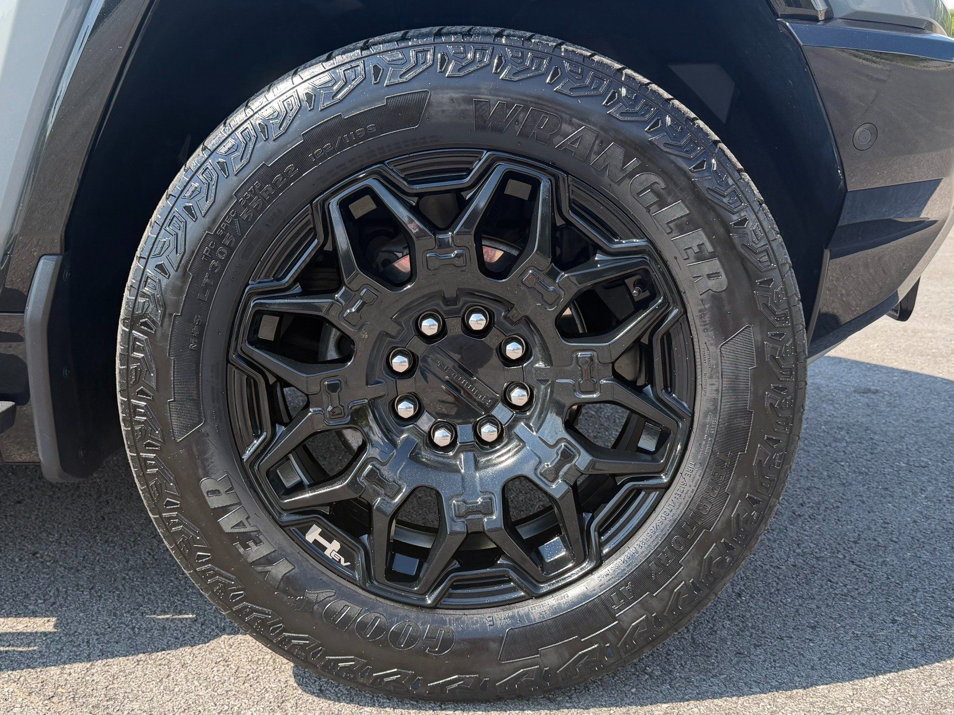 Used 2024 GMC Hummer EV 2X AWD/4WD image 20