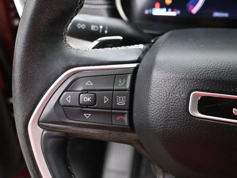 Used 2022 Jeep Grand Cherokee L Limited AWD/4WD image 32