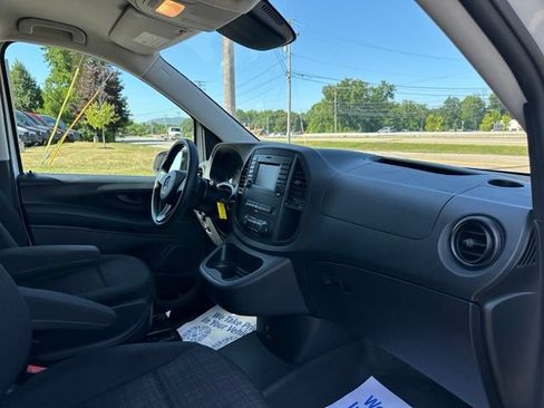 Used 2018 Mercedes-Benz Metris image 16