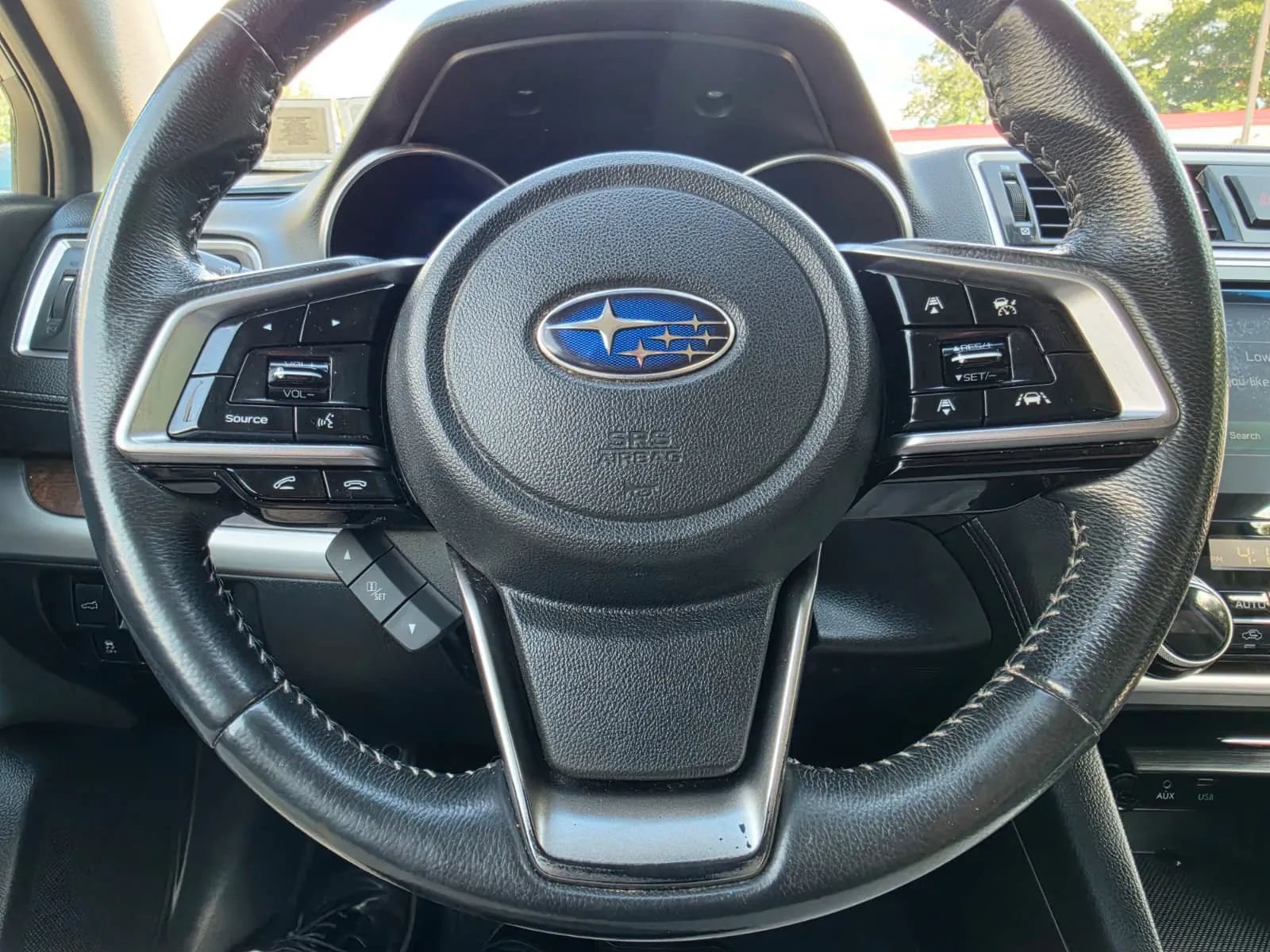 Used 2018 Subaru Outback 2.5i Limited AWD/4WD image 9