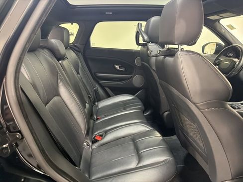 Used 2019 Land Rover Range Rover Evoque Landmark Edition AWD/4WD image 28