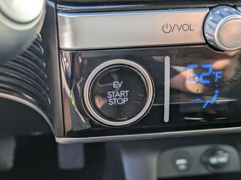 Used 2023 Hyundai Ioniq 5 Limited image 23