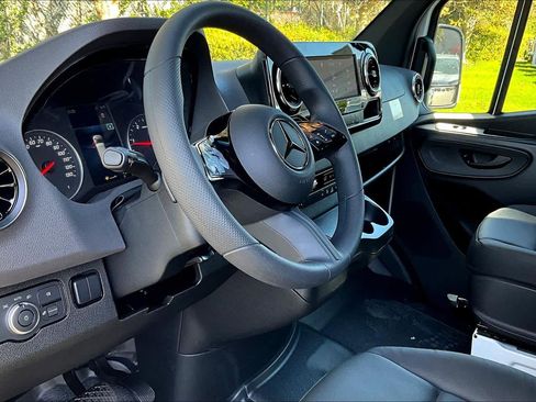 New 2026 Mercedes-Benz Sprinter 2500 image 8