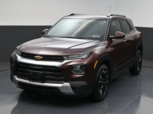 Certified 2023 Chevrolet TrailBlazer LT FWD image 3
