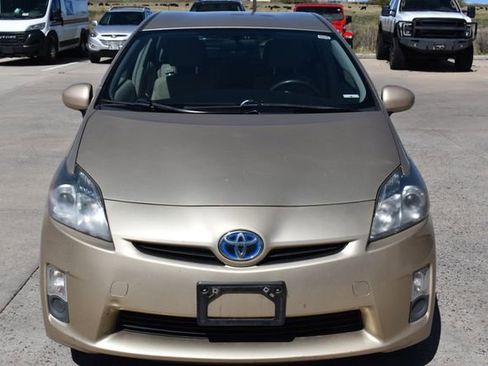 Used 2011 Toyota Prius Three w/ Navigation Pkg FWD image 2