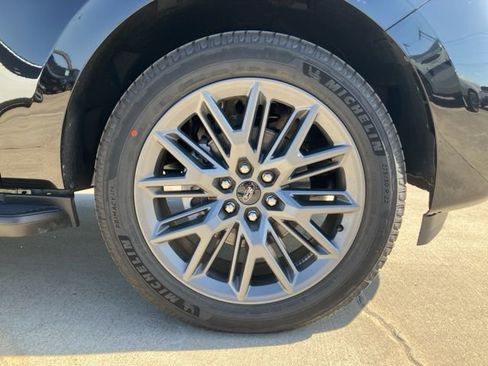 New 2026 Ford Expedition Platinum w/ Stealth Appearance Package image 10