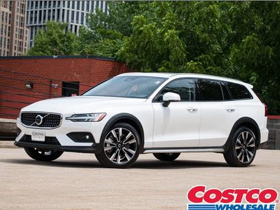 Certified 2026 Volvo V60 B5 Cross Country Ultra w/ Protection Package Premier