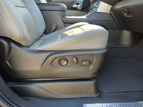 Used 2024 Chevrolet Tahoe LT AWD/4WD image 12