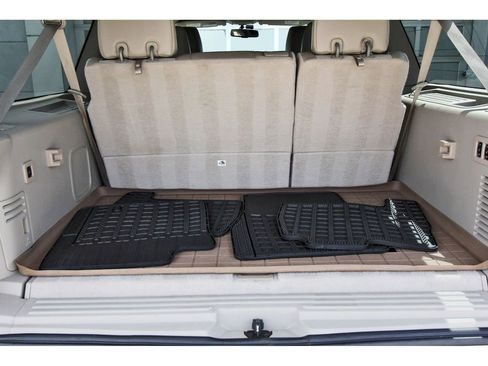 Used 2010 Lincoln Navigator L 2WD image 26