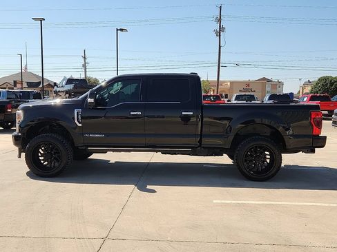 Used 2021 Ford F250 Limited w/ FX4 Off-Road Package AWD/4WD image 2