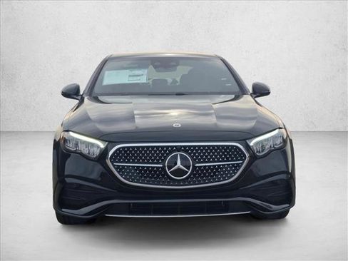 New 2026 Mercedes-Benz E 450 4MATIC Sedan image 2