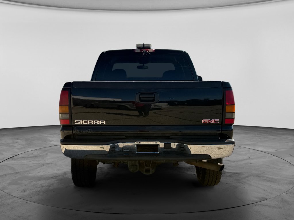 Used 2005 GMC Sierra 2500 SLE w/ Snow Plow Prep Package AWD/4WD image 7