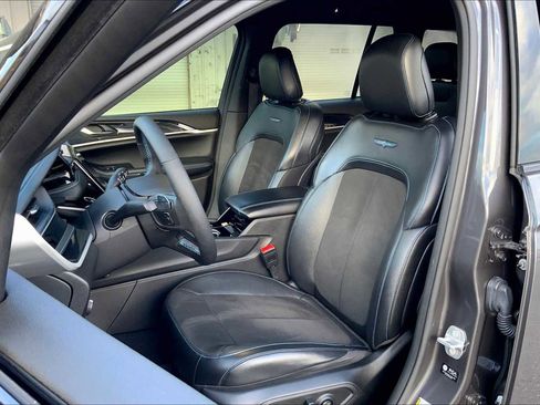 Used 2022 Jeep Grand Cherokee Trailhawk image 7