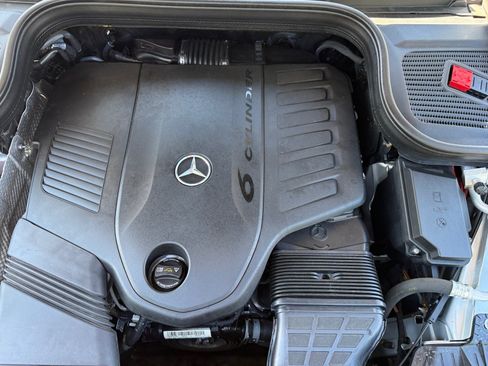 Used 2020 Mercedes-Benz GLS 450 4MATIC image 21