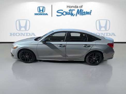 Used 2023 Honda Civic Sport image 4