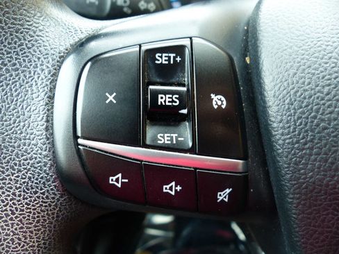 Used 2020 Ford Escape SE image 27