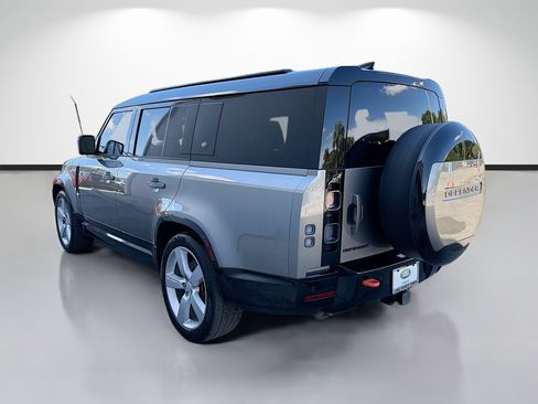 Used 2023 Land Rover Defender 130 X AWD/4WD image 3