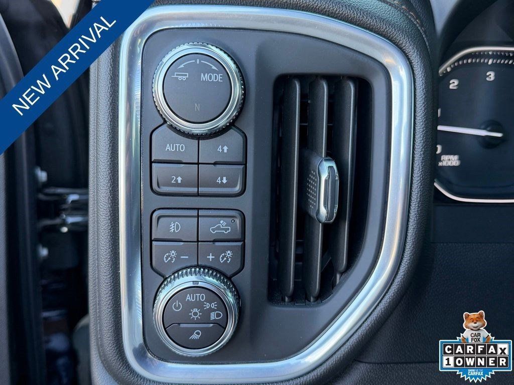 Used 2022 GMC Sierra 2500 AT4 w/ AT4 Preferred Package AWD/4WD image 16