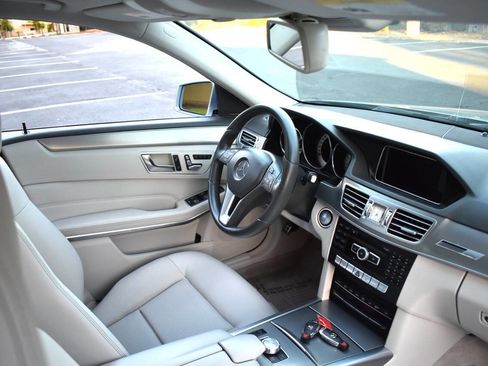 Used 2014 Mercedes-Benz E 350 Sedan image 25