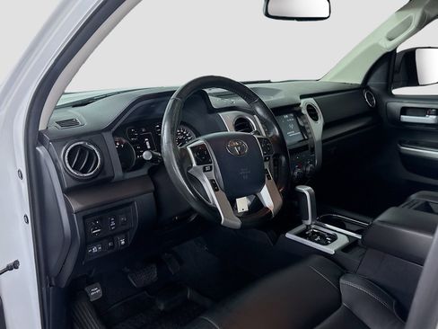Used 2020 Toyota Tundra SR5 w/ SR5 Leather Package AWD/4WD image 9