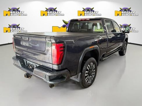 Used 2024 GMC Sierra 2500 Denali Ultimate AWD/4WD image 4