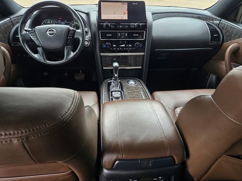 Used 2023 Nissan Armada Platinum w/ Captain's Chairs Package RWD image 8