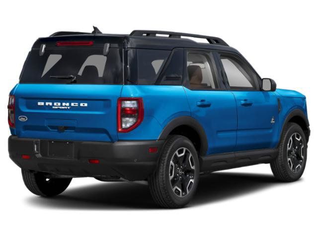 Used 2024 Ford Bronco Sport Outer Banks w/ Tech Package AWD/4WD image 3