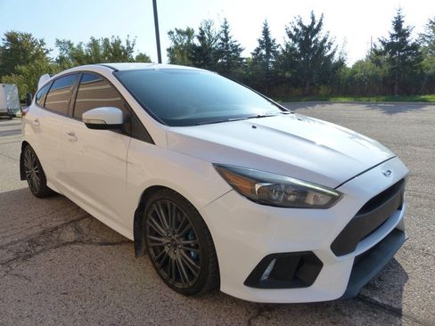 Used 2017 Ford Focus RS AWD/4WD image 15