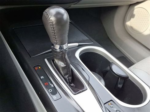 Used 2016 Acura RDX AWD w/ Technology Package image 12