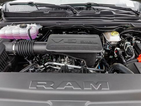 New 2026 RAM 1500 4x4 Crew Cab image 31