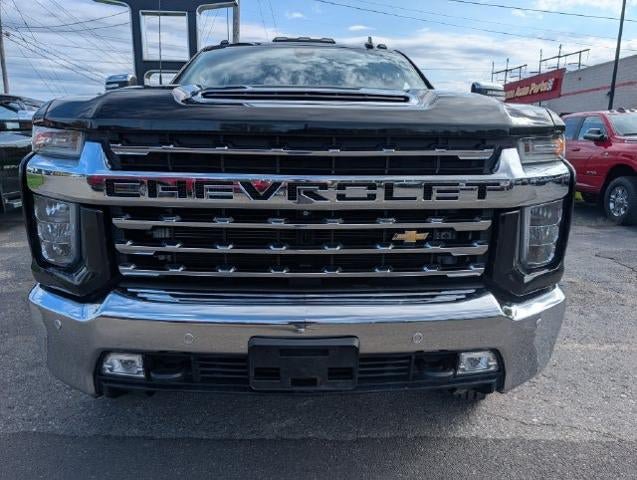 Used 2020 Chevrolet Silverado 2500 LTZ w/ LTZ Premium Package AWD/4WD image 14